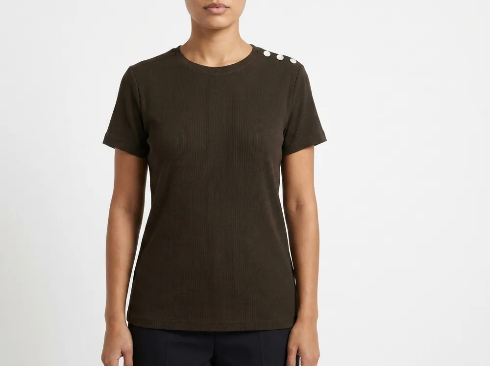 Garment manufactured by GAT for Arturo Calle Woman