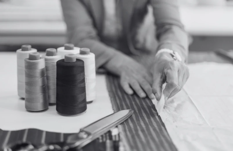 Tipos de fabricantes de ropa que toda startup de moda debe conocer GAT Fashion Lab