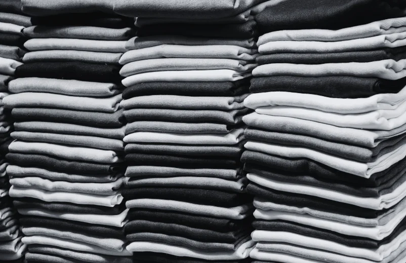 Cómo seleccionar el fabricante de ropa adecuado para tu startup GAT Fashion Lab