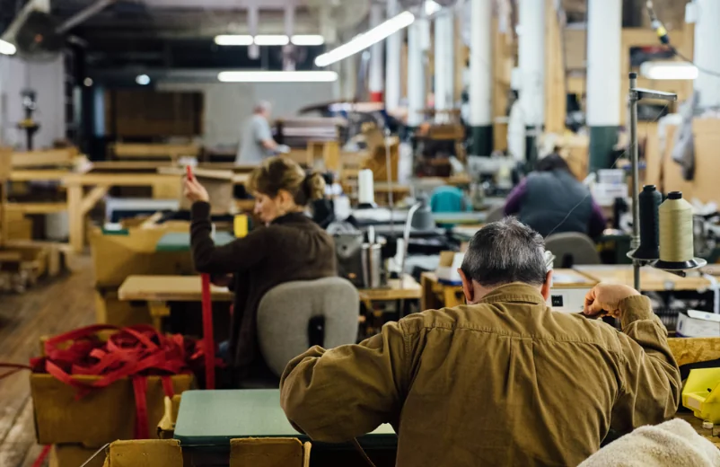 Fabricantes de ropa GAT Fashion Lab